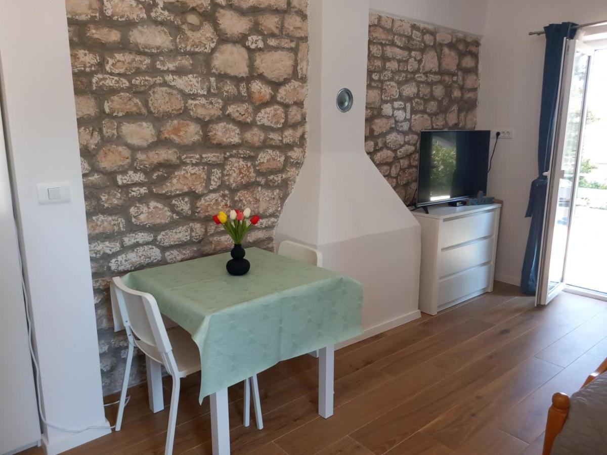 Apartmani Luni Премантура Екстер'єр фото
