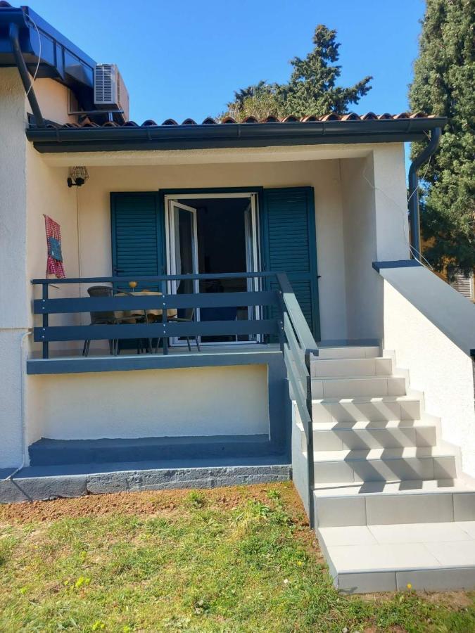 Apartmani Luni Премантура Екстер'єр фото